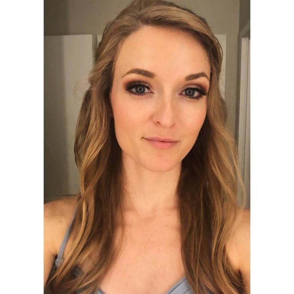 Meet your Posher, Victoria